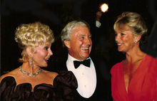 Eva Gabor, Merv Griffin, Linda Evans